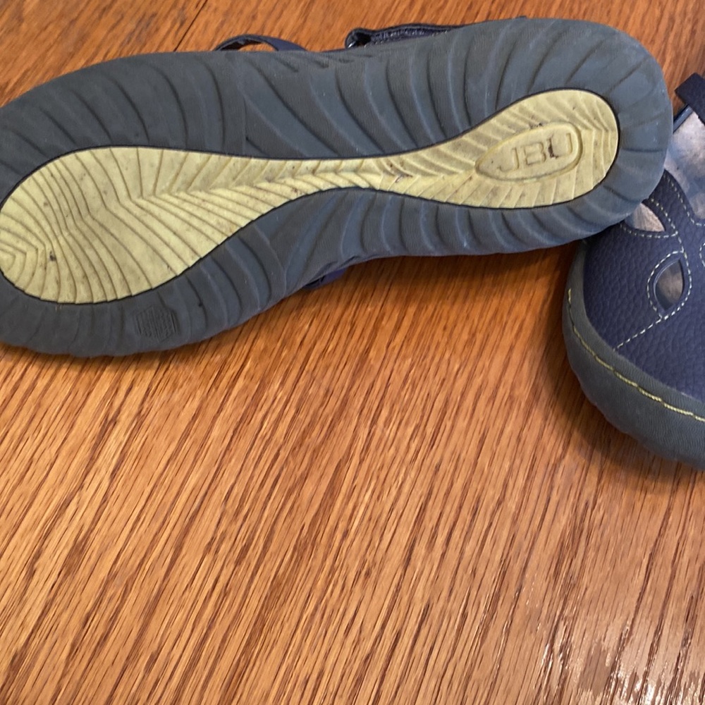 JBU Sandals - Picture 2 of 9